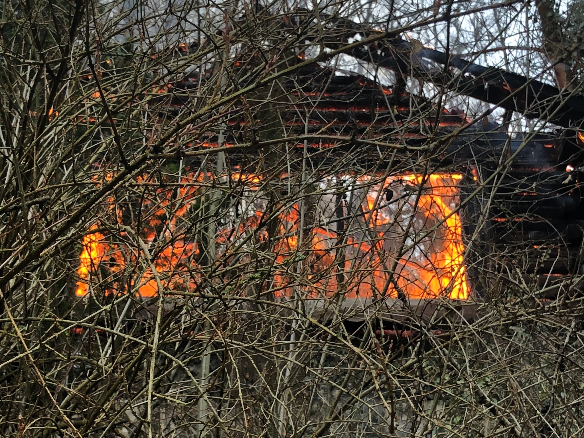 Feuerwehr Lügde - Feuer 2: Brennt Gartenhütte
